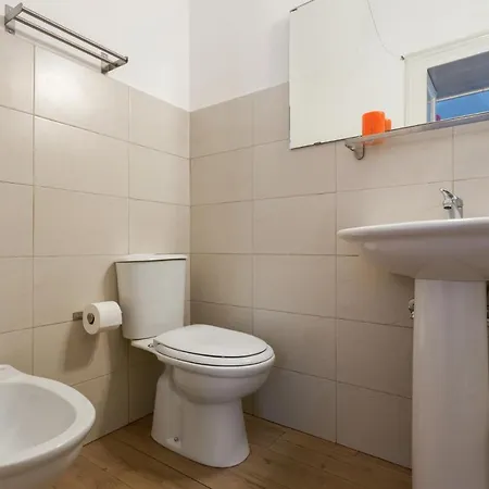 Da Gianni E Lucia With Bathroom In The Center 2* CTA