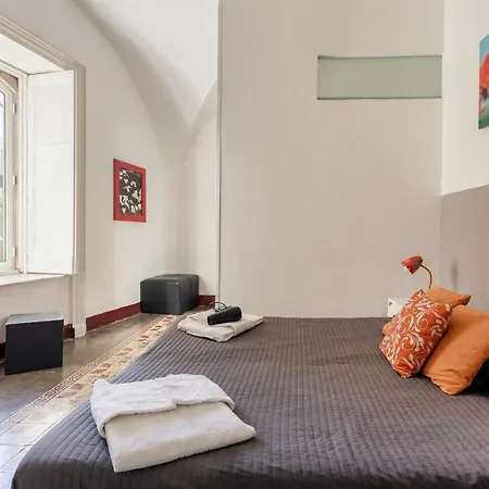 Guest house Da Gianni E Lucia With Bathroom In The Center 2*