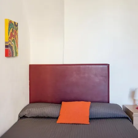 Da Gianni E Lucia With Bathroom In The Center Guest house Catania