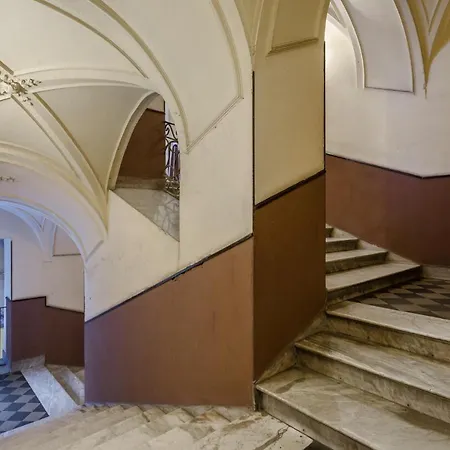 Da Gianni E Lucia With Bathroom In The Center Catania